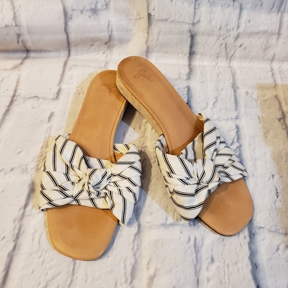 Joie size 39 - Picture 1 of 9